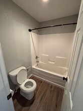 826 Oakbrook Pl in Manhattan, KS - Building Photo - Building Photo