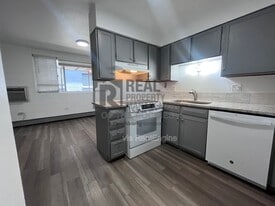 713 N Garfield Ave in Loveland, CO - Building Photo