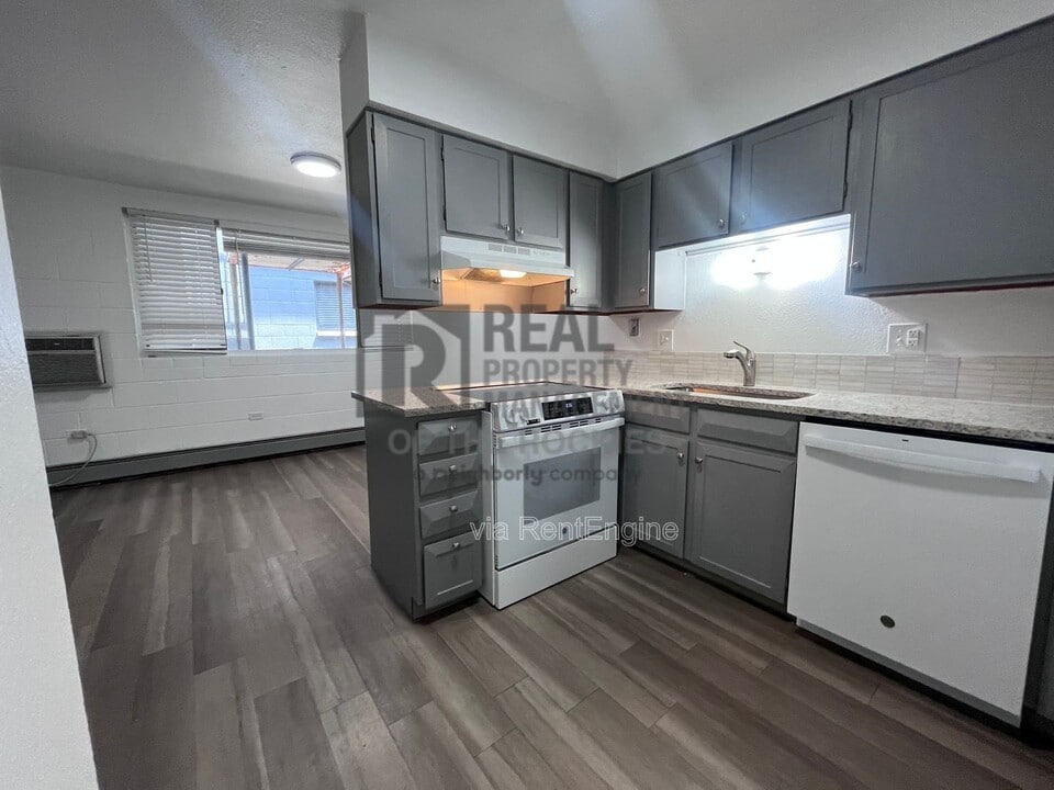 713 N Garfield Ave in Loveland, CO - Building Photo