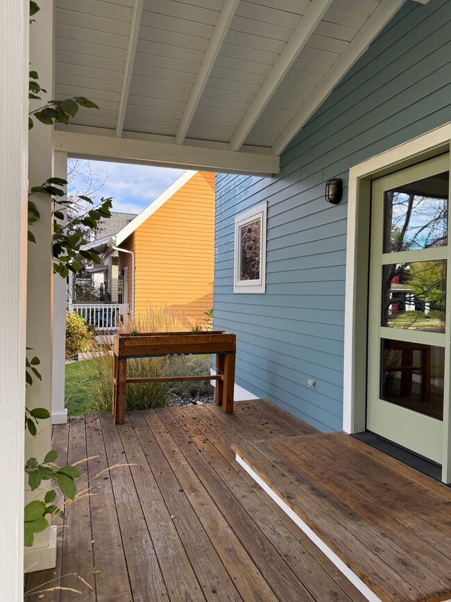 318 Kimball Ave in Bozeman, MT - Foto de edificio - Building Photo