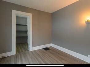 307 St Marks Ave, Unit 2nd Floor in Syracuse, NY - Building Photo - Building Photo