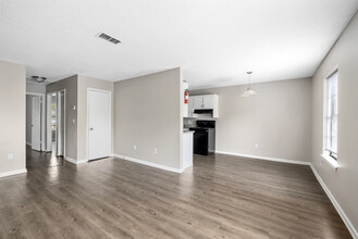 Farms at Goose Creek in Goose Creek, SC - Foto de edificio - Interior Photo