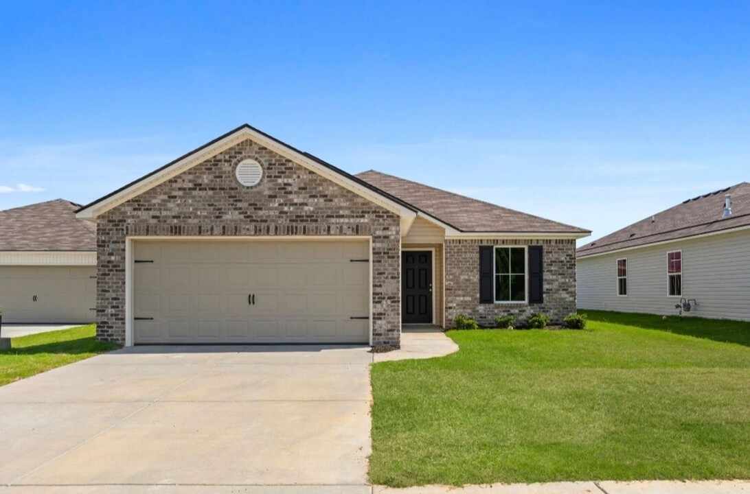 1642 Dryden St SE in Cullman, AL - Building Photo