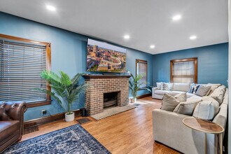 1818 Frazer Ave NW in Canton, OH - Building Photo - Building Photo
