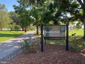 310 Prince St in Alexandria, VA - Building Photo - Building Photo