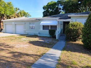 2491 14th Ave S in St. Petersburg, FL - Building Photo - Building Photo