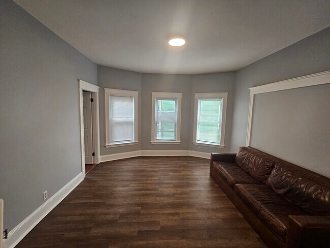 320 Highland Ave in Somerville, MA - Building Photo - Building Photo