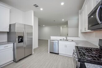 23407 Honey Spade Rd in Hockley, TX - Building Photo - Building Photo