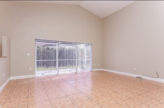 20540 NW 7th St in Pembroke Pines, FL - Building Photo - Building Photo