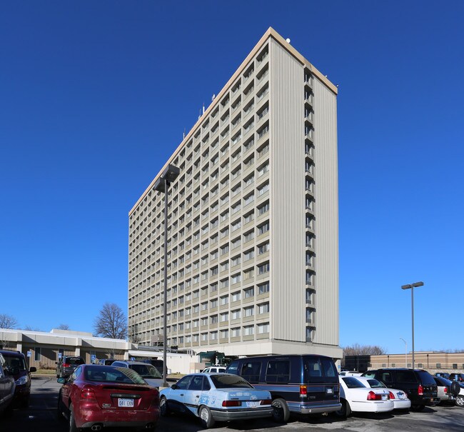 Wyandotte Towers in Kansas City, KS - Foto de edificio - Building Photo