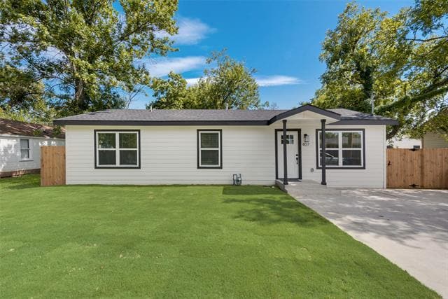 property at 407 E Lamar St