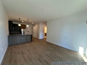 199 Gardner St in Boston, MA - Building Photo - Building Photo