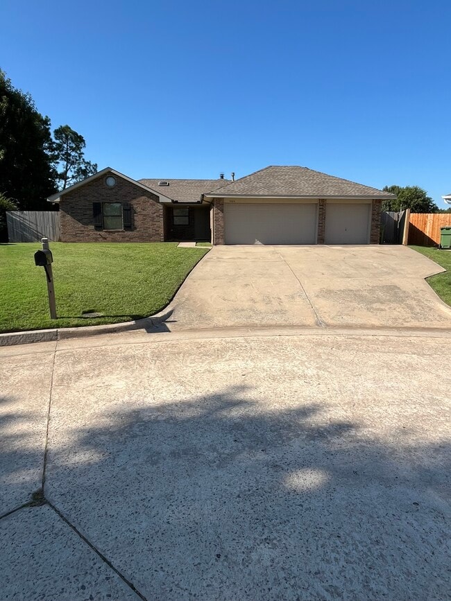 property at 1404 Bois D Arc Dr