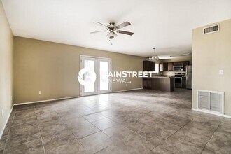 2324 Yule Tree Dr in Edgewater, FL - Building Photo - Building Photo