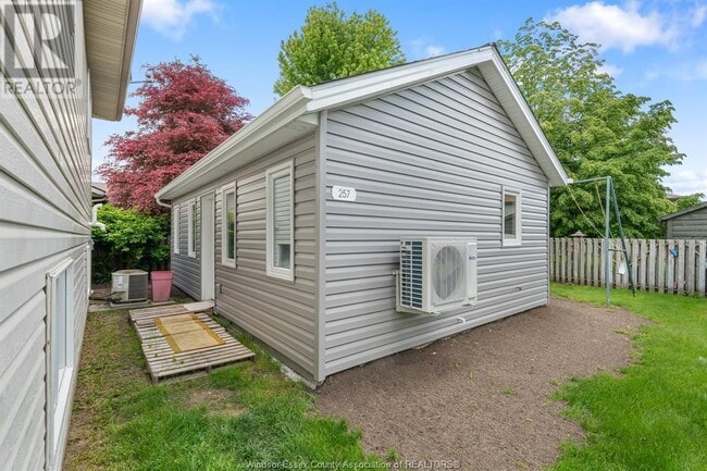 property at 257 Wellington St