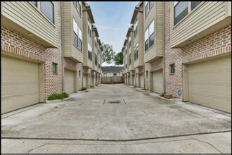 3950 Floyd St in Houston, TX - Building Photo - Building Photo