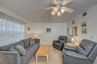 2600 S Kanner Hwy in Stuart, FL - Building Photo - Building Photo
