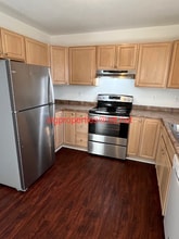 64 Mardell Cir in Asheville, NC - Foto de edificio - Building Photo