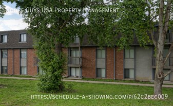 9900 E 36th St S in Independence, MO - Building Photo