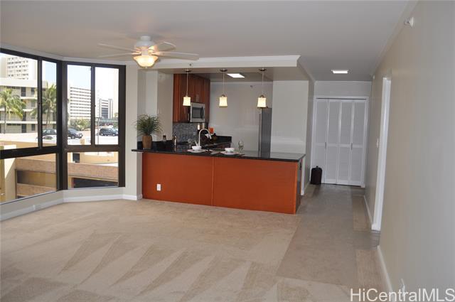 5070 Likini St in Honolulu, HI - Building Photo - Building Photo