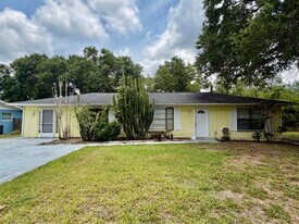 7902 Banyan St in Fort Pierce, FL - Building Photo