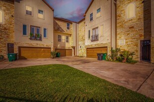 1103 E 27th St in Houston, TX - Building Photo