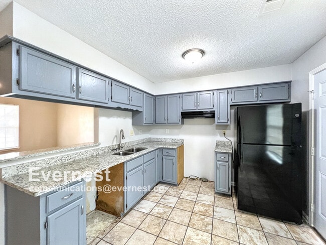 7091 Foxhall Dr in Horn Lake, MS - Building Photo - Building Photo