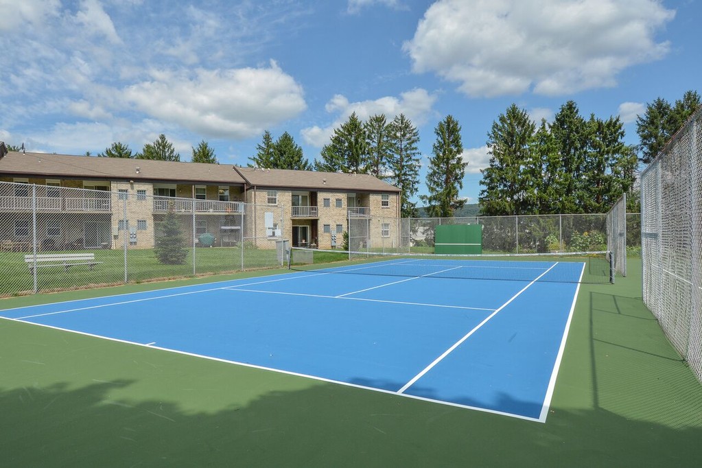 Springetts Apartments | York, PA Apartments