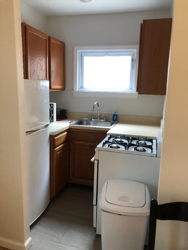 1296 W 106th St in Cleveland, OH - Building Photo - Building Photo