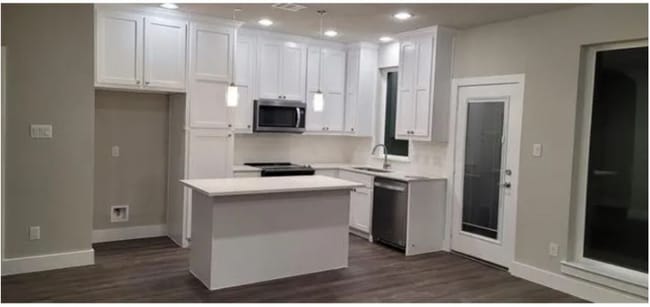 2112 Shea Rd in Dallas, TX - Building Photo - Building Photo