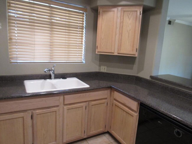 10101 E Arabian Trail in Scottsdale, AZ - Building Photo - Building Photo