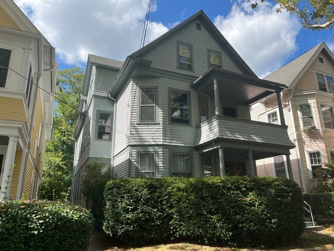 138 Mansfield St in New Haven, CT - Building Photo - Building Photo