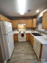 8338 Rudolph Rd in Charlotte, NC - Building Photo - Building Photo