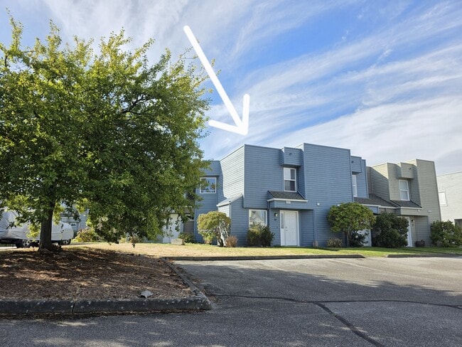 property at 1728 Edwards Dr