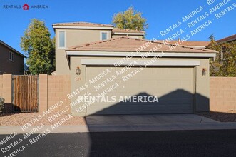 2715 S Cupertino Dr in Gilbert, AZ - Building Photo - Building Photo