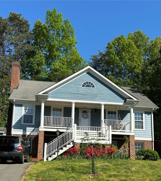 property at 1001 Hayrake Ln