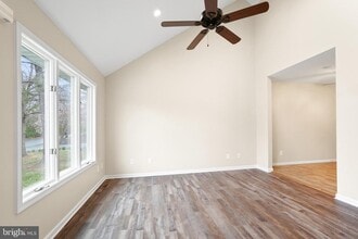 609 N Ogle St in Charlestown, MD - Foto de edificio - Building Photo