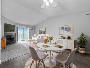 Westwood Apartments in West Des Moines, IA - Building Photo - Building Photo