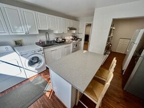 116 Hanupaoa Pl in Honolulu, HI - Building Photo - Building Photo