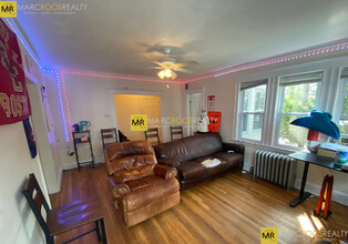 288 Foster St in Boston, MA - Building Photo - Building Photo