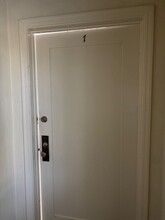 Beautiful spacious and bright apartment in... in Pasadena, CA - Building Photo - Interior Photo