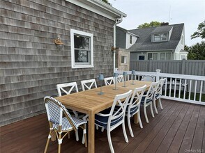 1429 Peconic Bay Blvd in Jamesport, NY - Building Photo - Building Photo