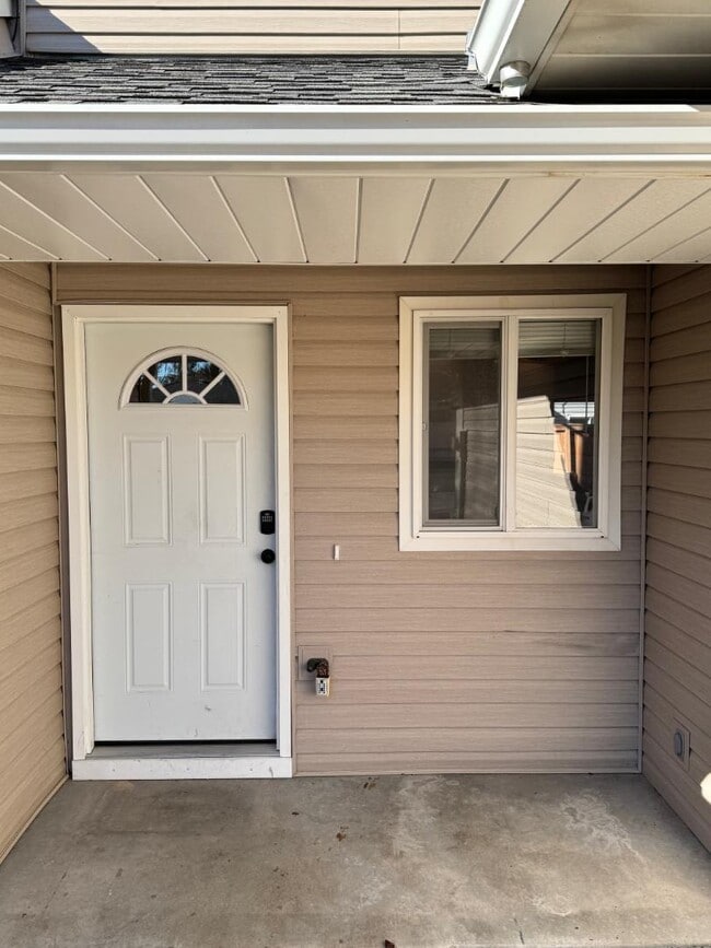 5561 S Caper Pl in Boise, ID - Building Photo - Building Photo