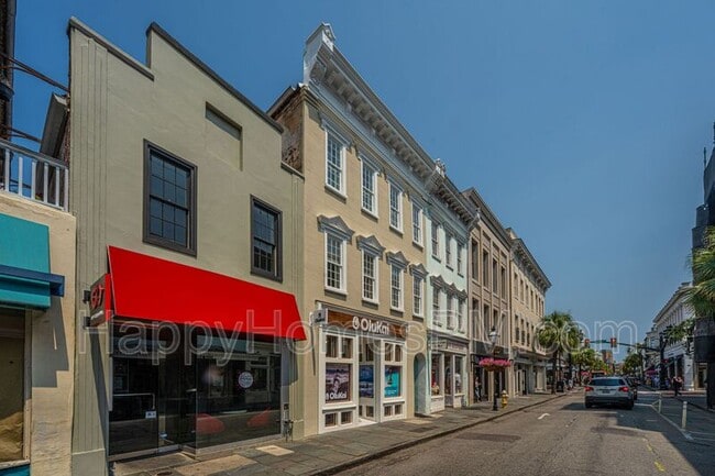 338 King St in Charleston, SC - Building Photo - Building Photo