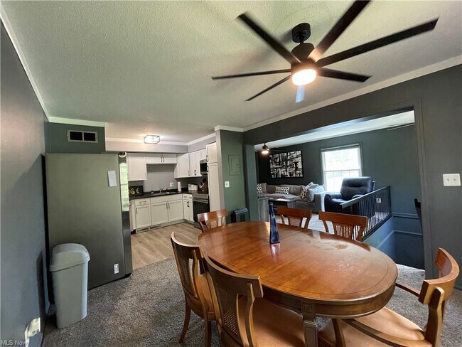 7378 Foxmill Rd in Mentor, OH - Building Photo - Building Photo
