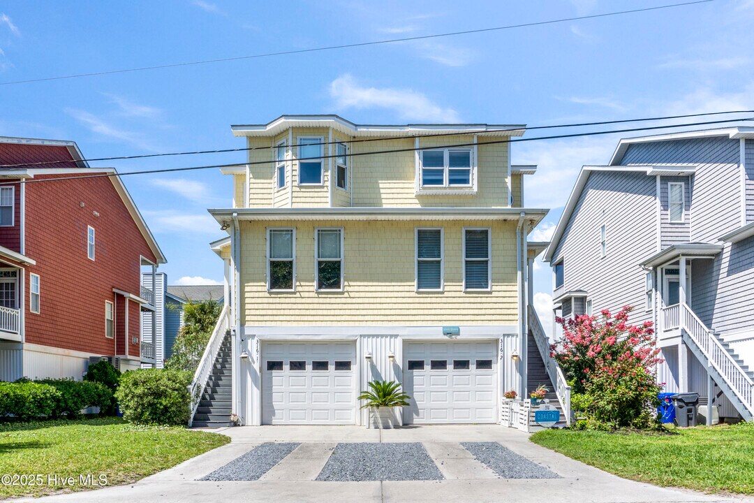 316 Columbia Ave in Carolina Beach, NC - Building Photo