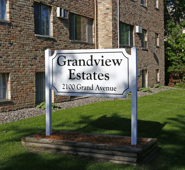 Grandview Estates in St. Paul, MN - Building Photo - Building Photo