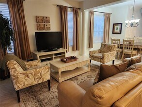 8119 Villa Grande Ct in Sarasota, FL - Building Photo - Building Photo