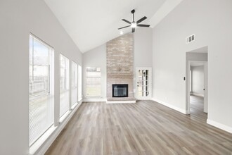 16602 Capewood Dr in Humble, TX - Building Photo - Building Photo