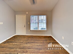 6530 Lynmont Dr in Charlotte, NC - Building Photo - Building Photo